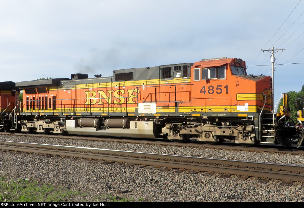 BNSF 4851